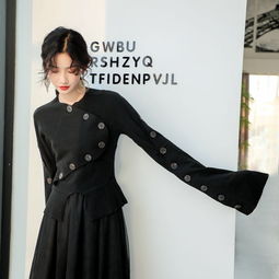 紅葉服飾 品牌故事、設計理念與時尚影響力